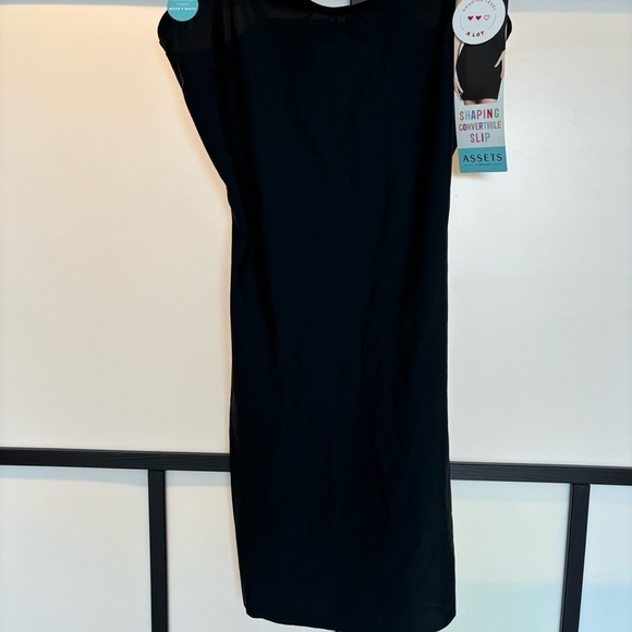SPANX assets shaping convertible slip. Size 1X. Black. NWT - Picture 4 of 15